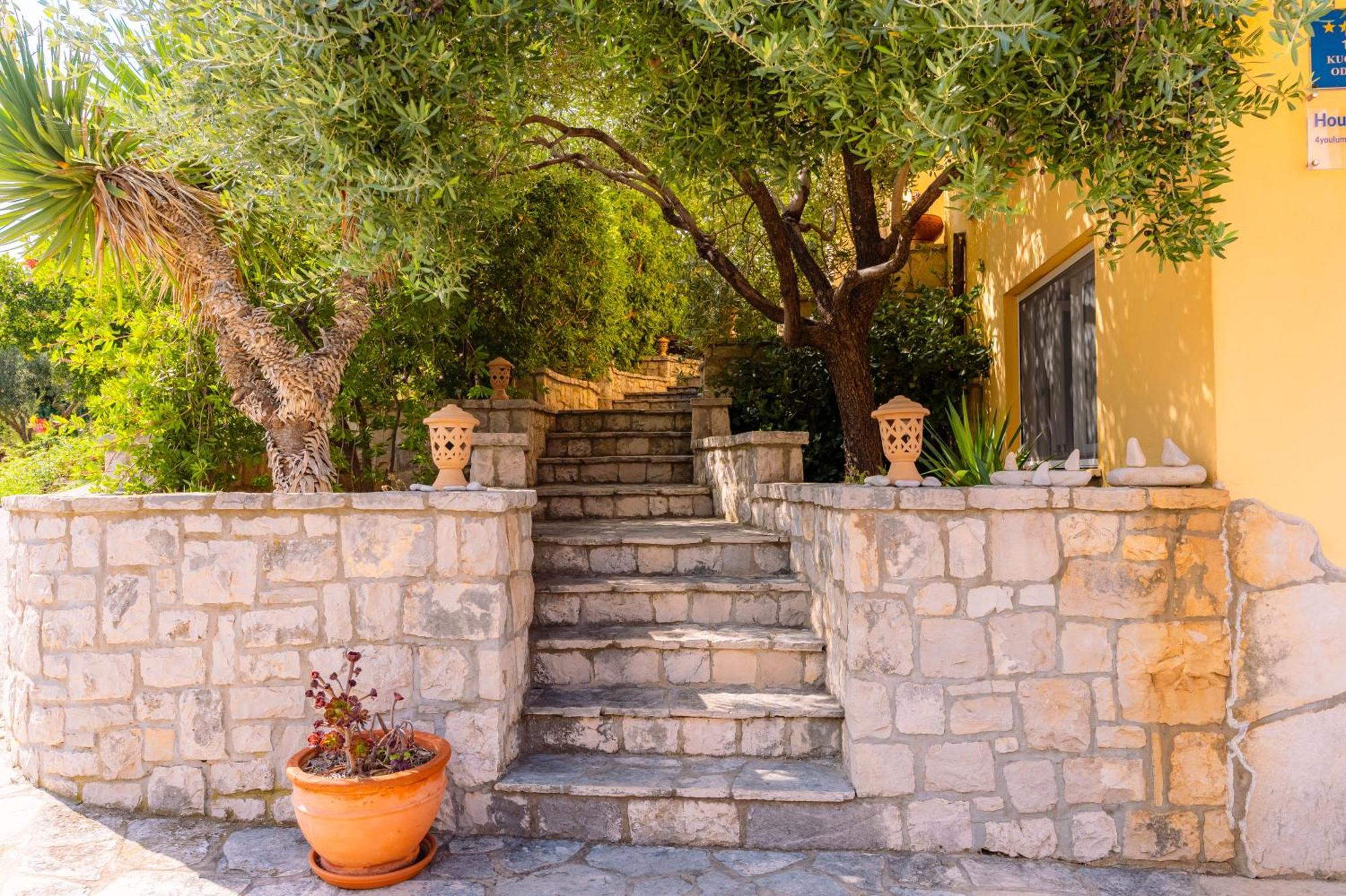 House 4 You Lumbarda Exterior foto