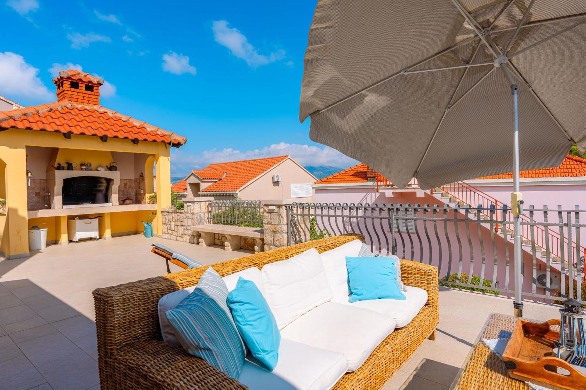 House 4 You Lumbarda Exterior foto
